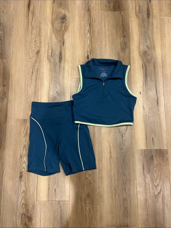 Sincerly Jules Pants - Sincerely Jules Navy Crop Zip Tank & Bike Shorts with Lime Trim
